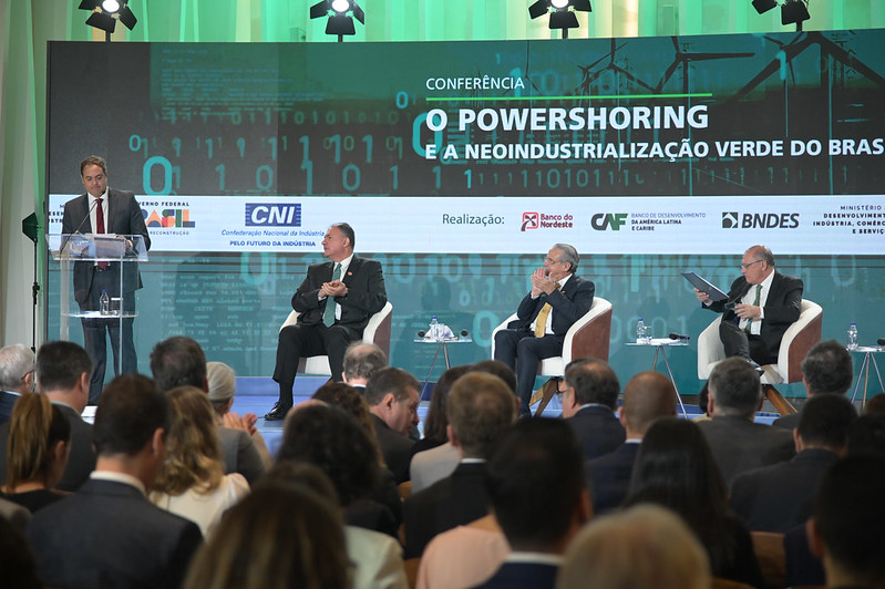 Presidente do BNB Paulo Câmara fala sobre liderança da região na geração energia com fontes eólica e solar